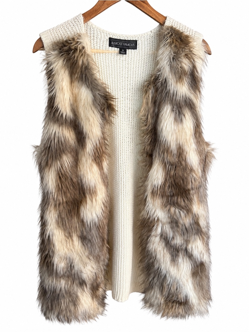 Almost Famous Faux Fur Cream Knit Sweater Vest- Size 3x